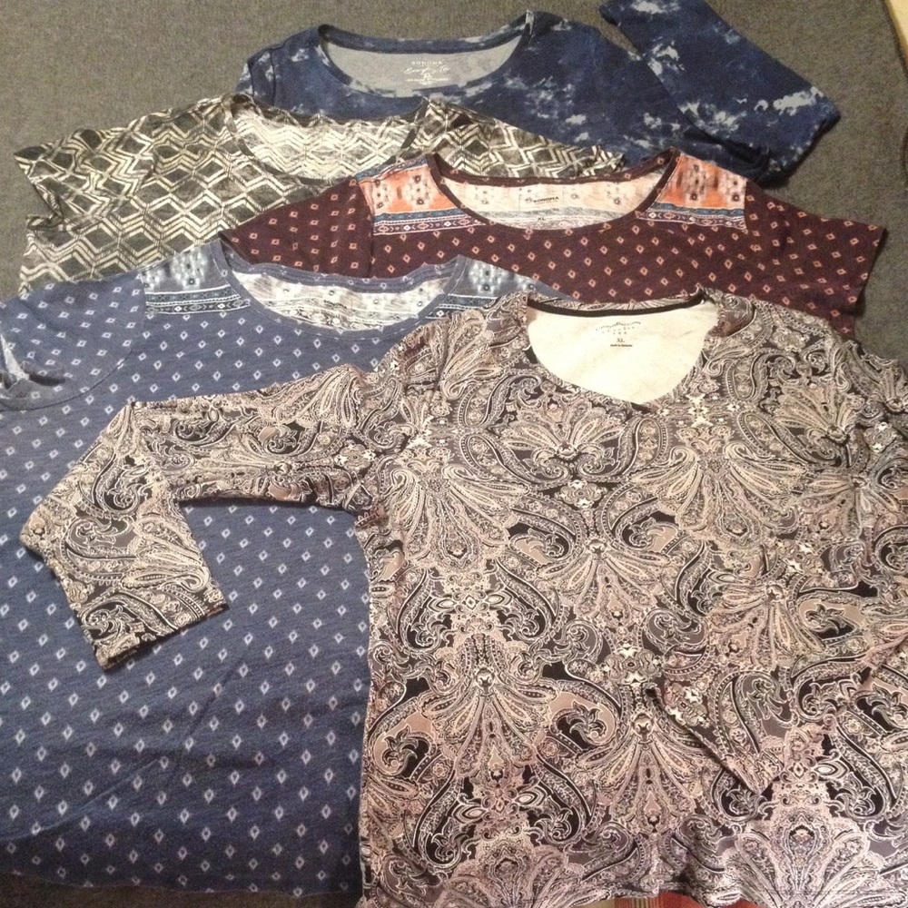 🍁 BUNDLE of (5) size XL tops! *REDUCED* $3/ea!!